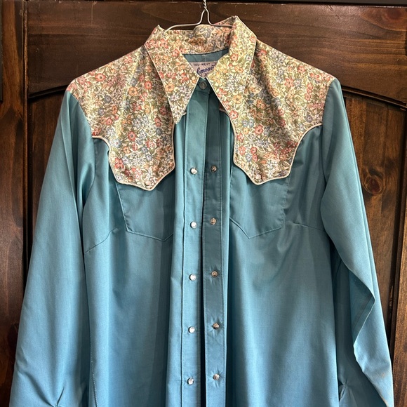 Vintage Cowgirl Rockmount Pearl Snap Sz Large - Picture 1 of 4
